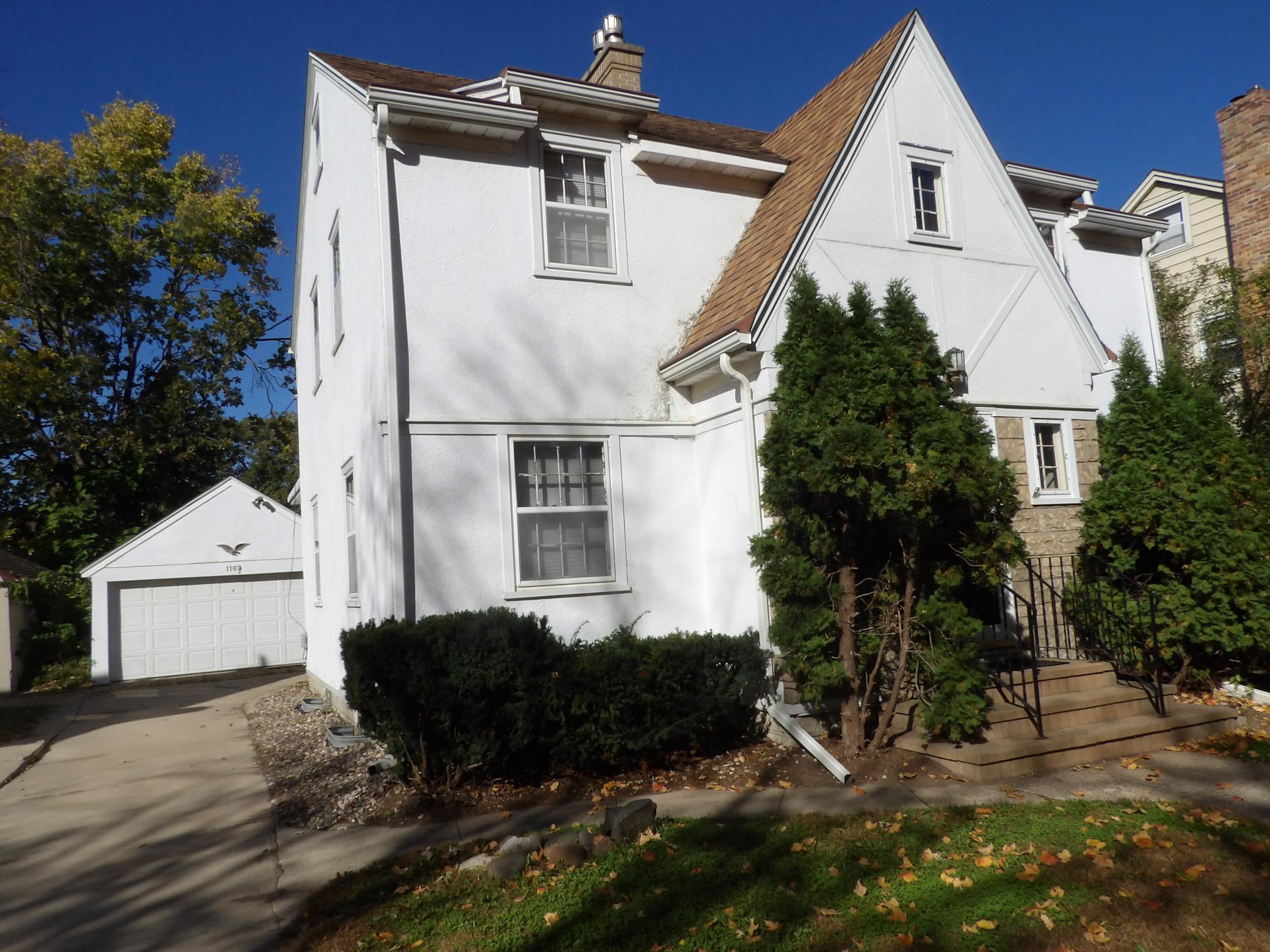 1109 3rd Street Nw Property Photo 3