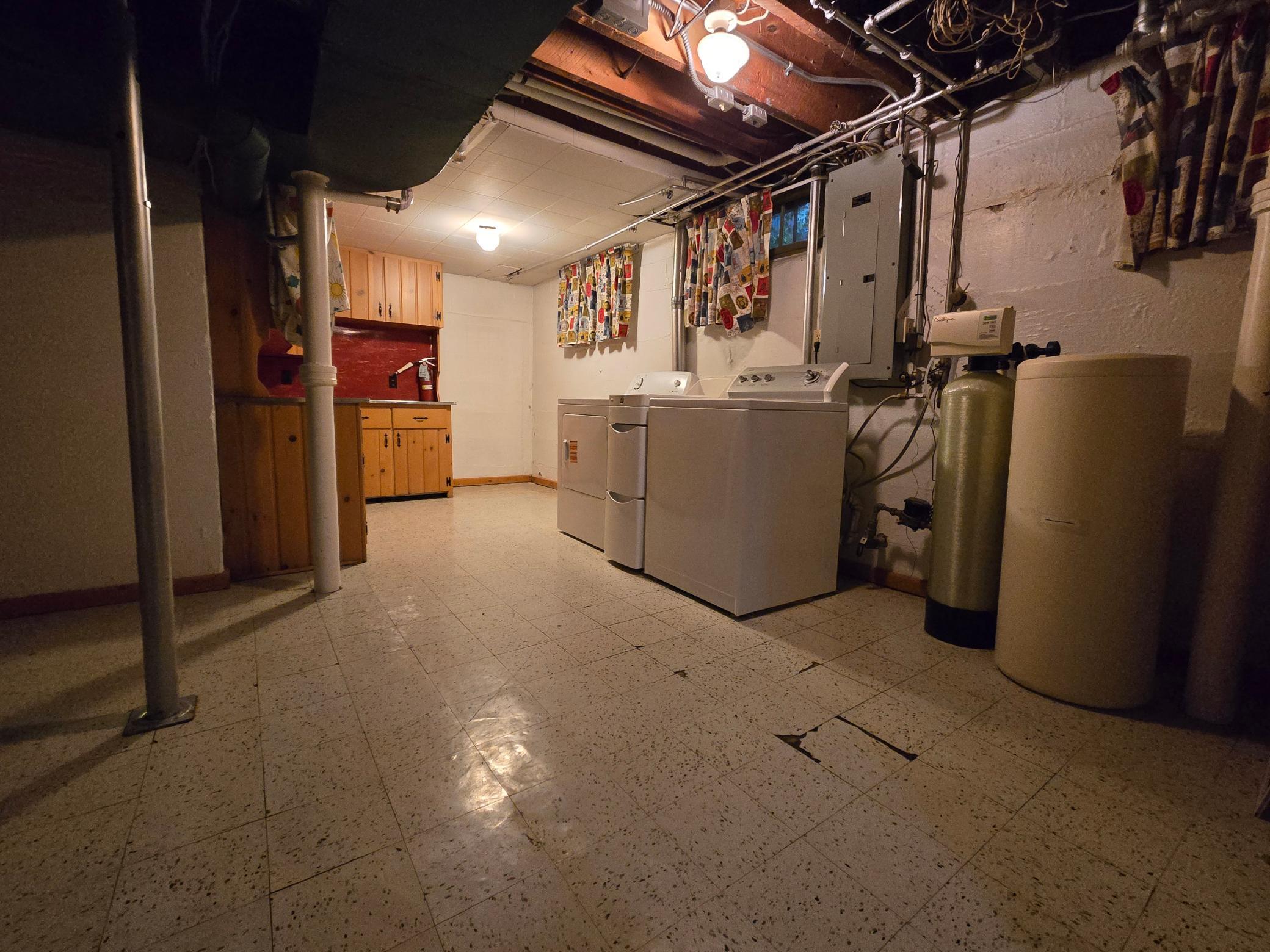1109 3rd Street Nw Property Photo 34