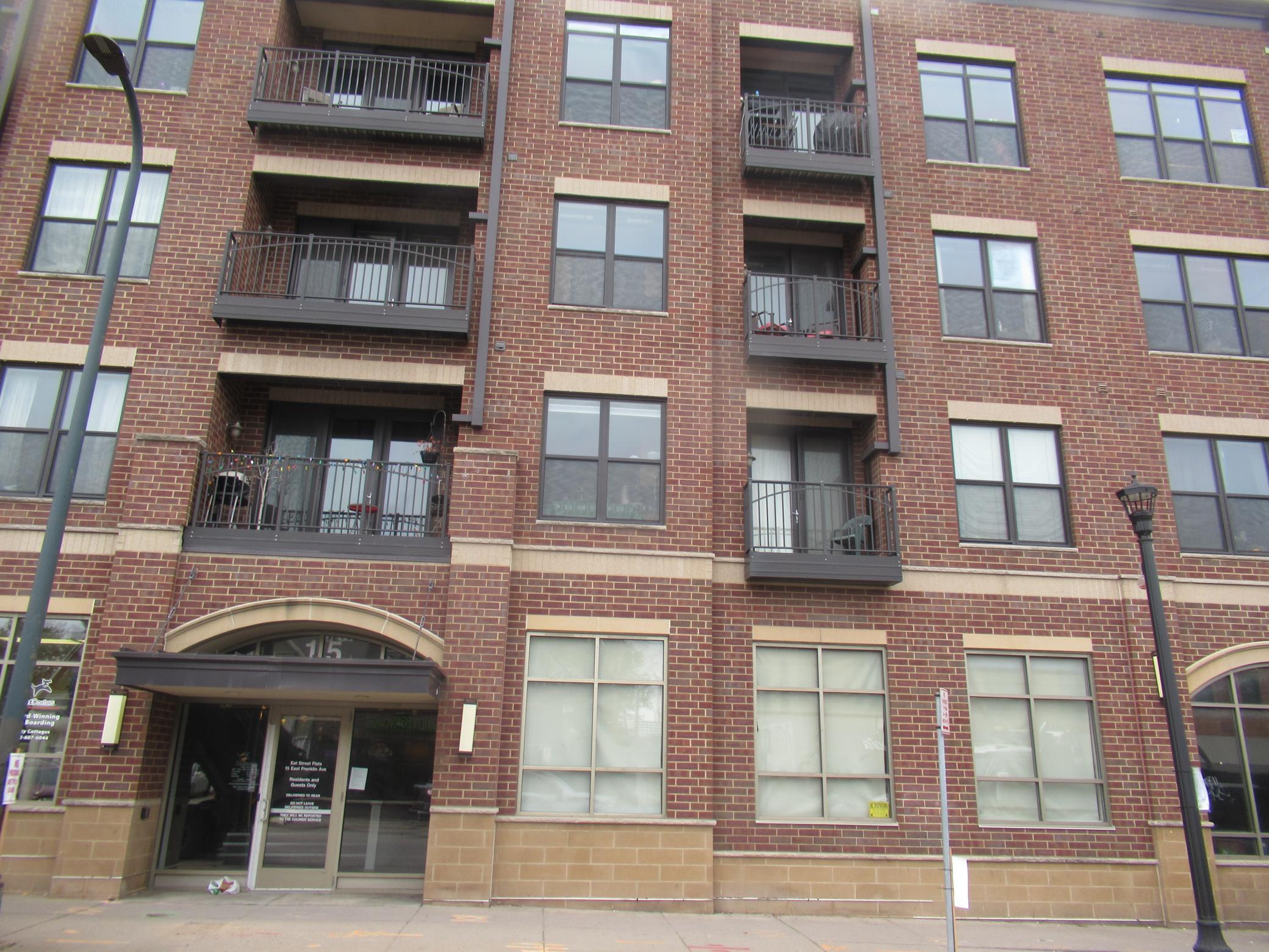 15 E Franklin Avenue 313 Property Photo 1