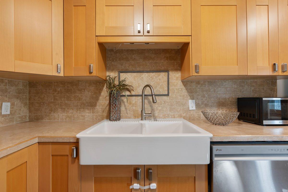 6737 Columbus Avenue Property Photo 16