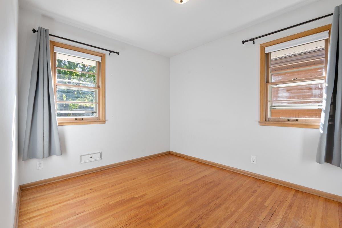 6737 Columbus Avenue Property Photo 30
