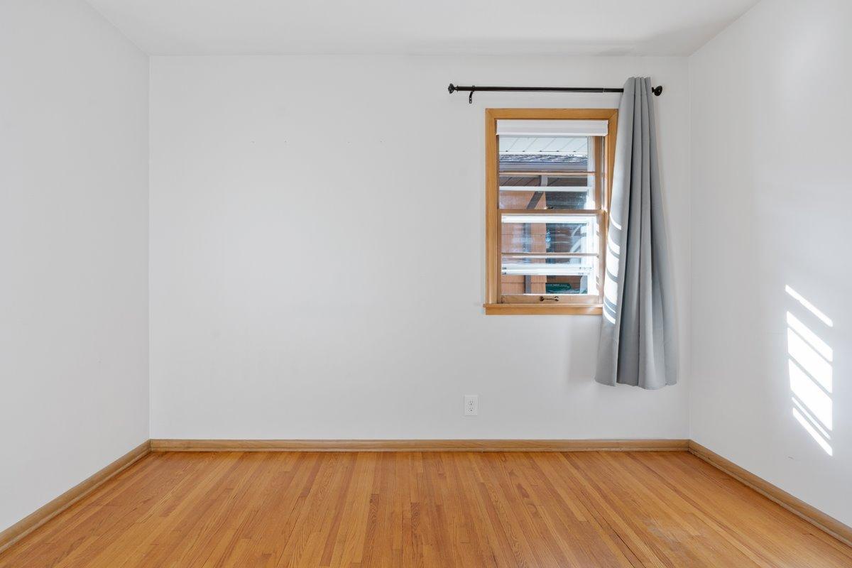 6737 Columbus Avenue Property Photo 33
