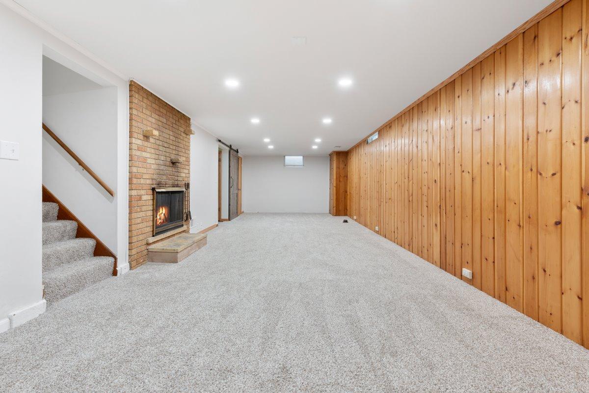 6737 Columbus Avenue Property Photo 35