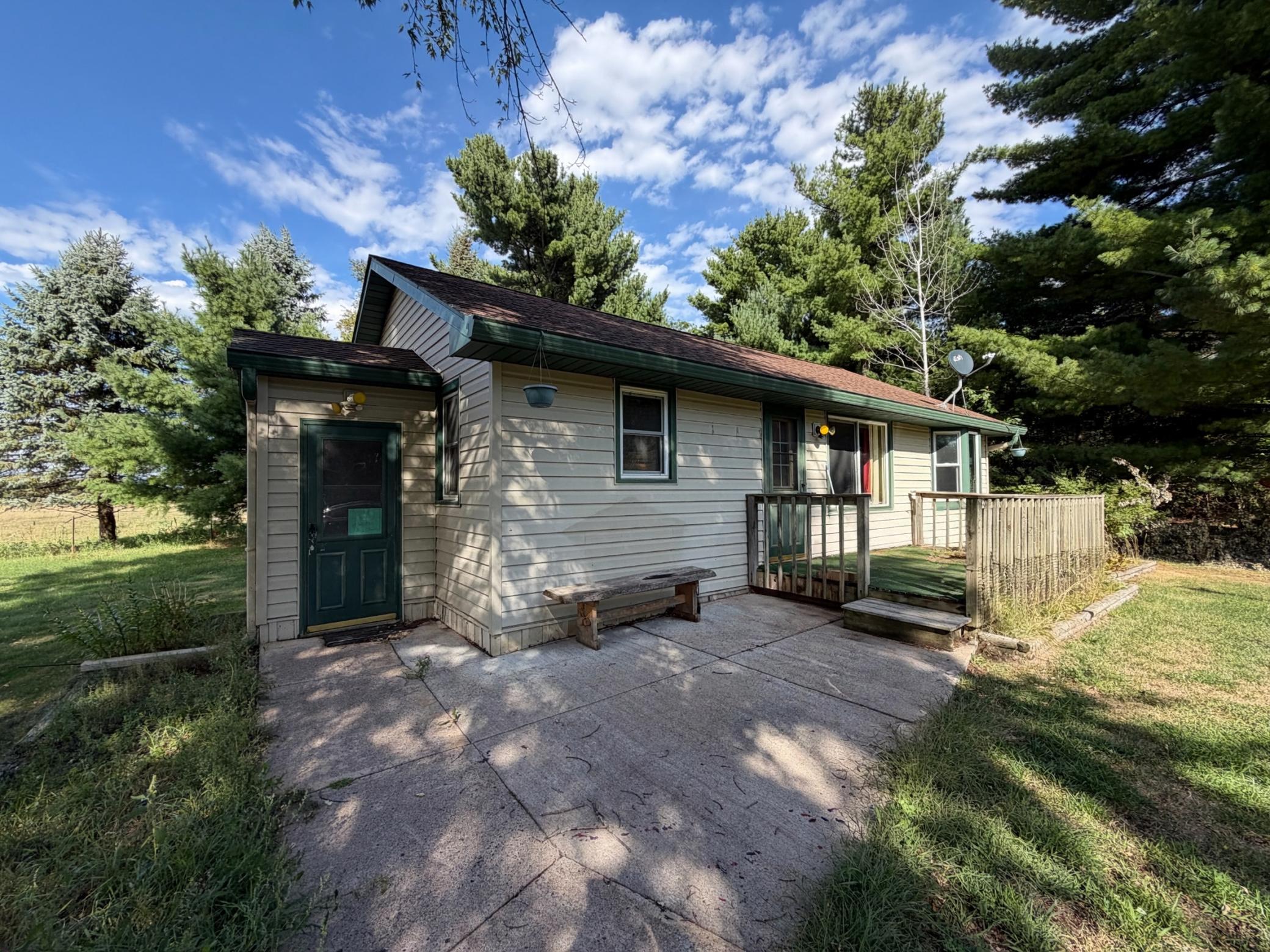 24058 Daniel Johnson Road Property Photo 1