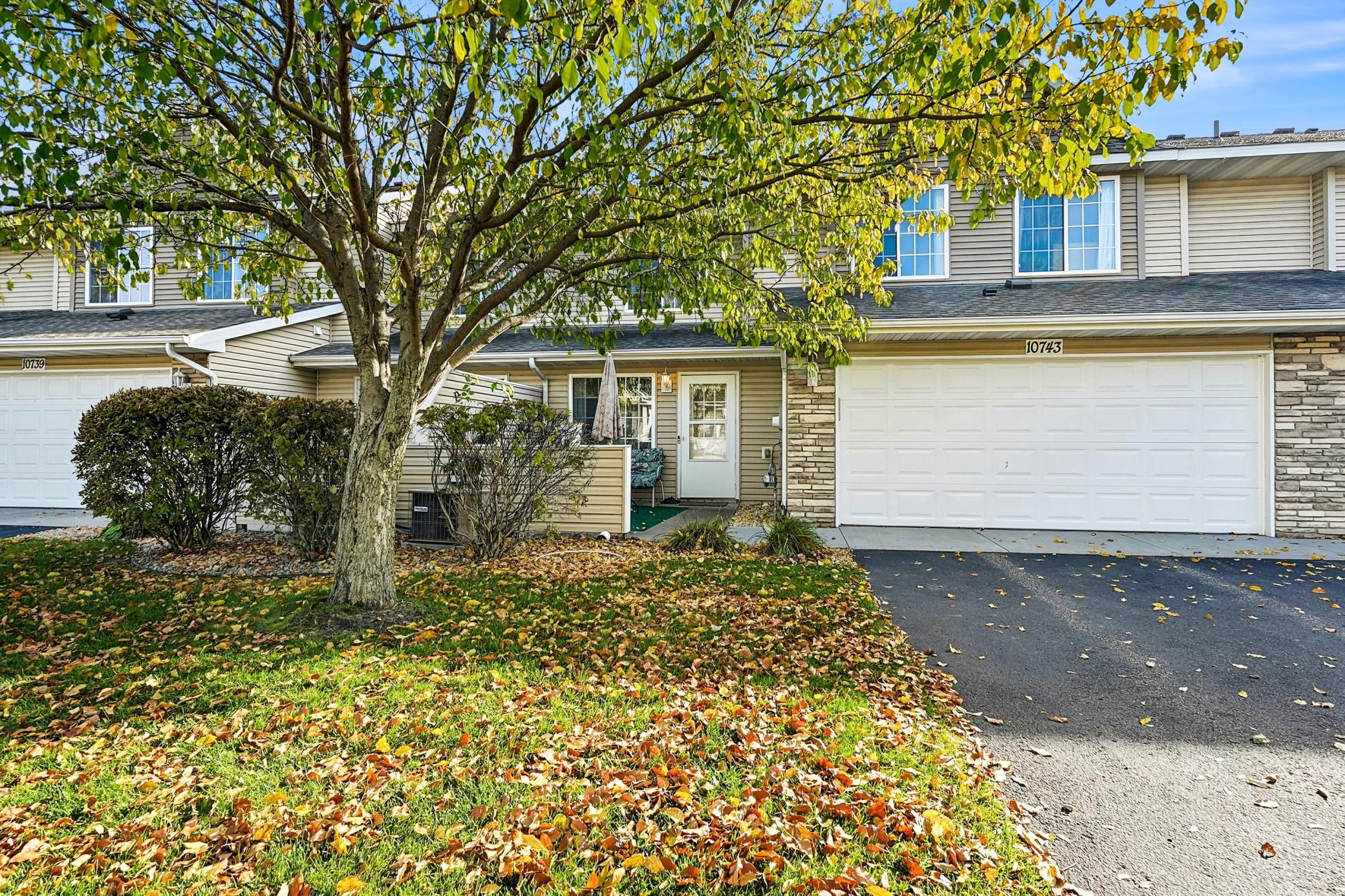 10743 Unity Lane N Property Photo 1