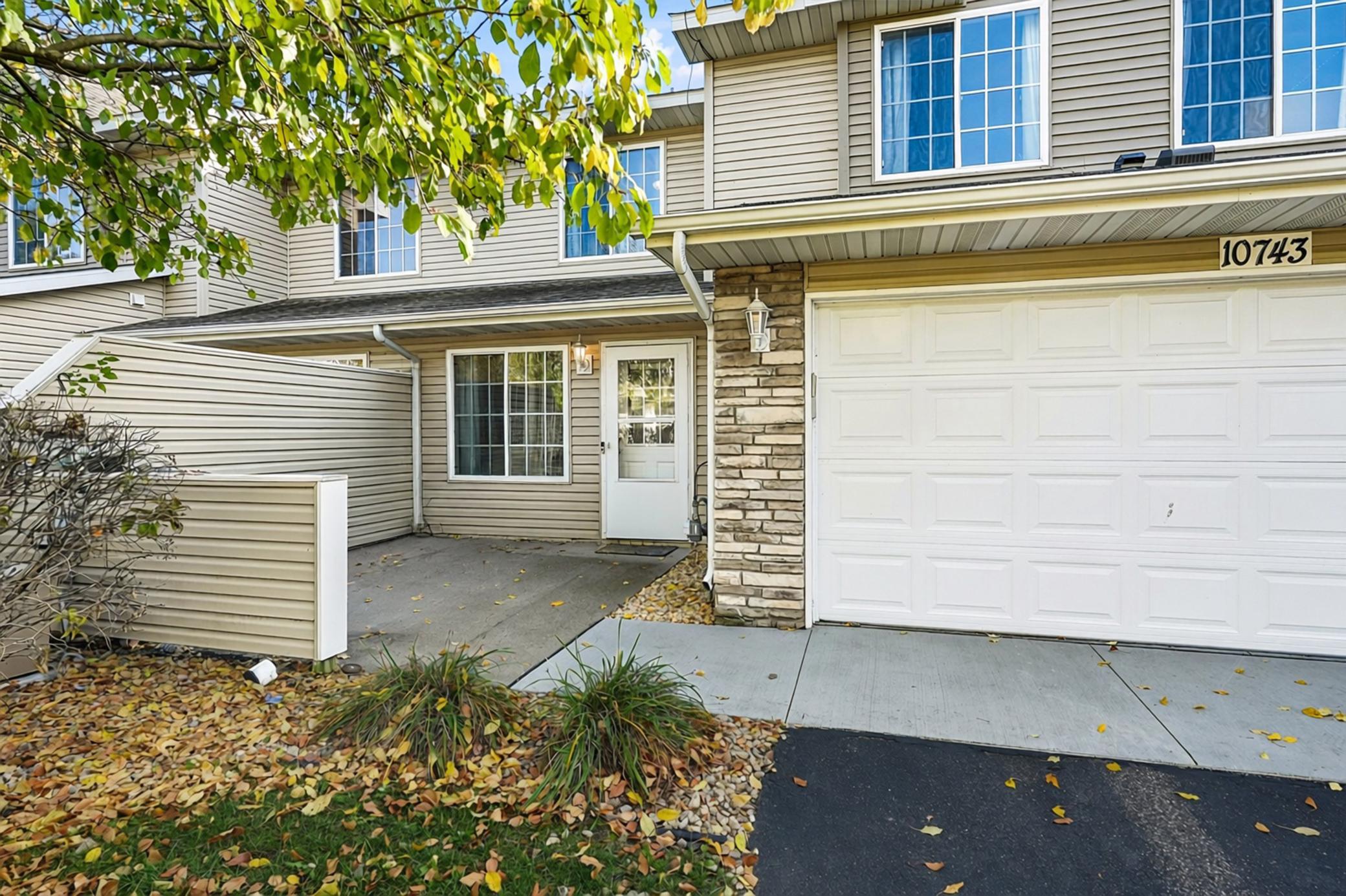 10743 Unity Lane N Property Photo 12
