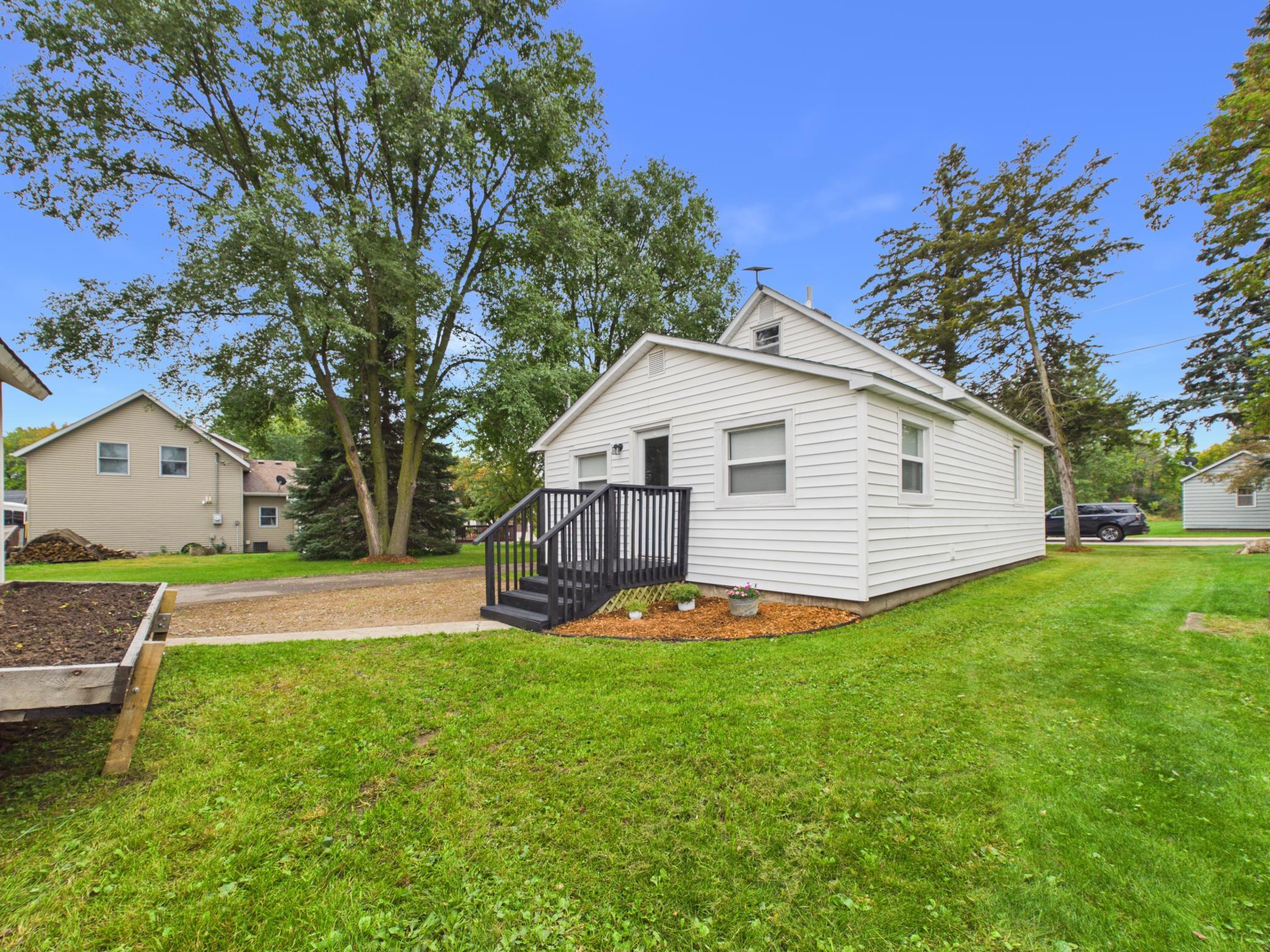130 4th Avenue S Property Photo 35