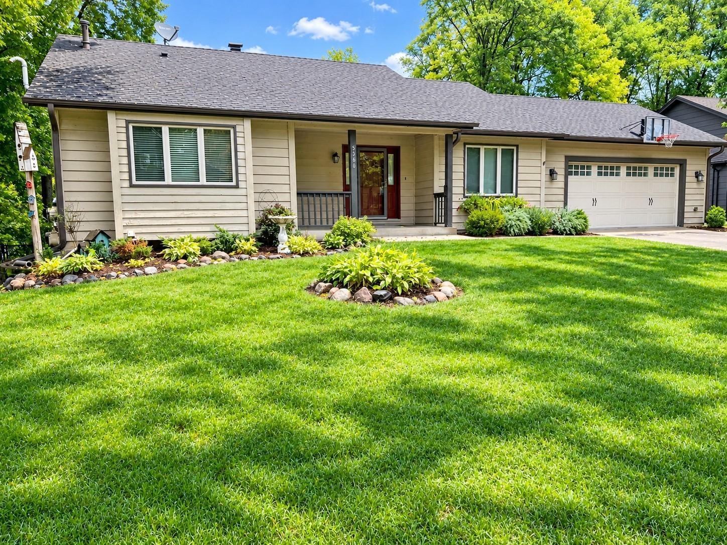 5366 S Park Drive Property Photo 1
