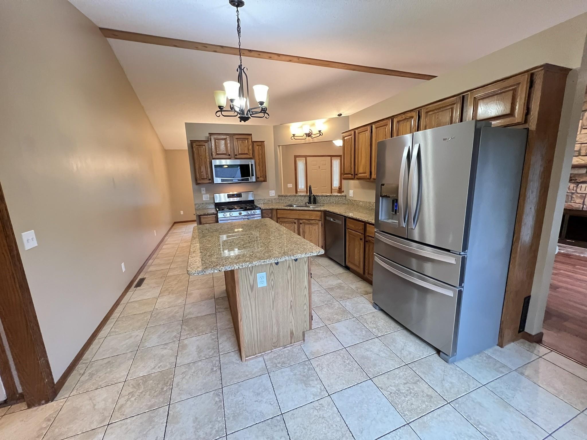 5366 S Park Drive Property Photo 5