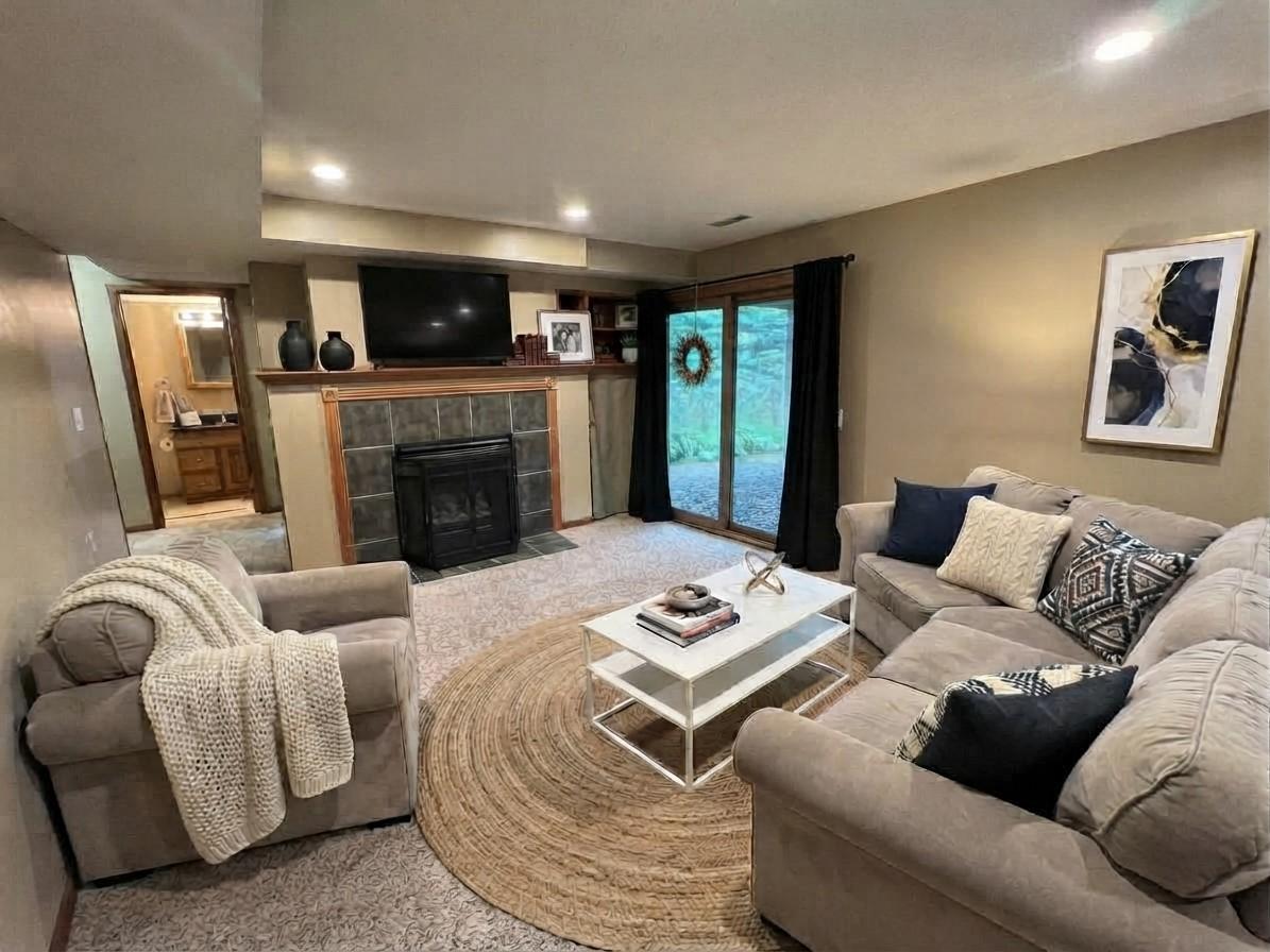 5366 S Park Drive Property Photo 12