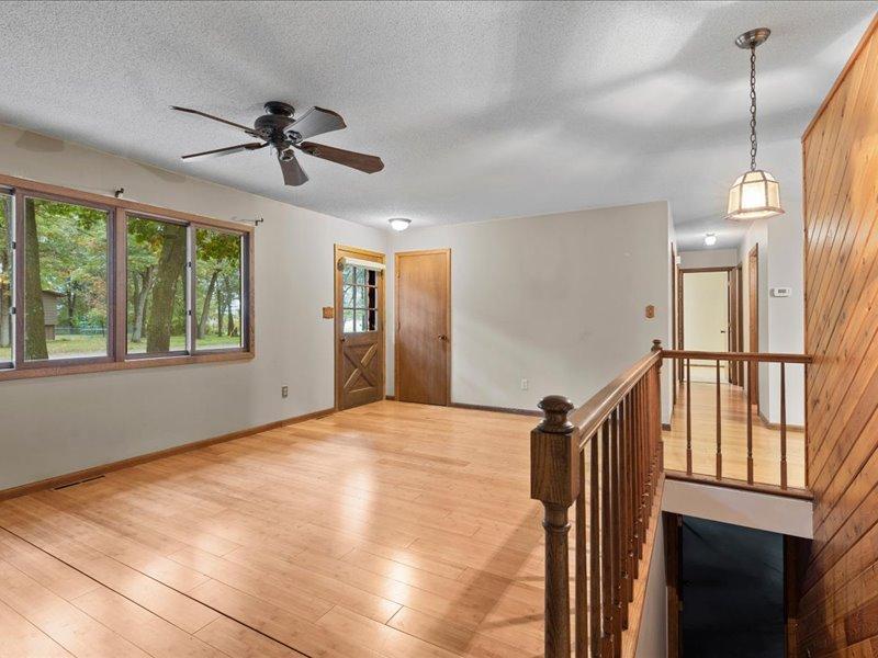 12863 Kingwood Drive Property Photo 4