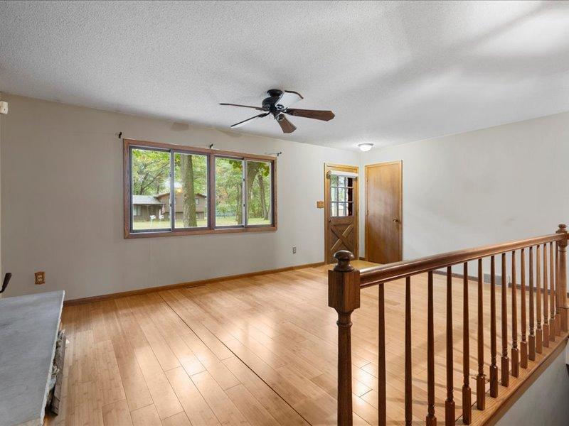 12863 Kingwood Drive Property Photo 5