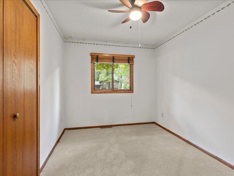12863 Kingwood Drive Property Photo 13