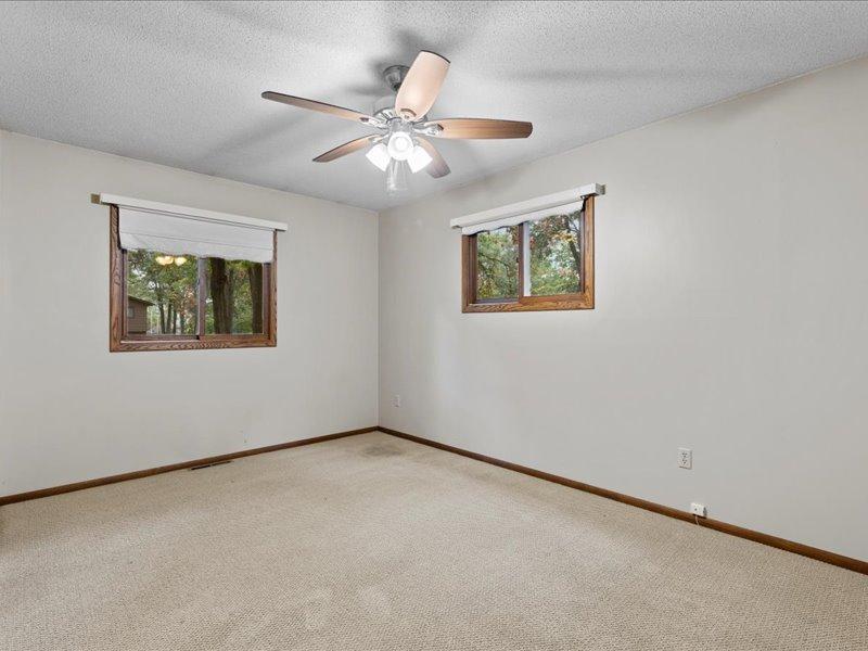 12863 Kingwood Drive Property Photo 16