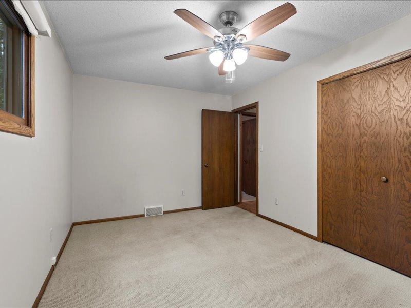 12863 Kingwood Drive Property Photo 17