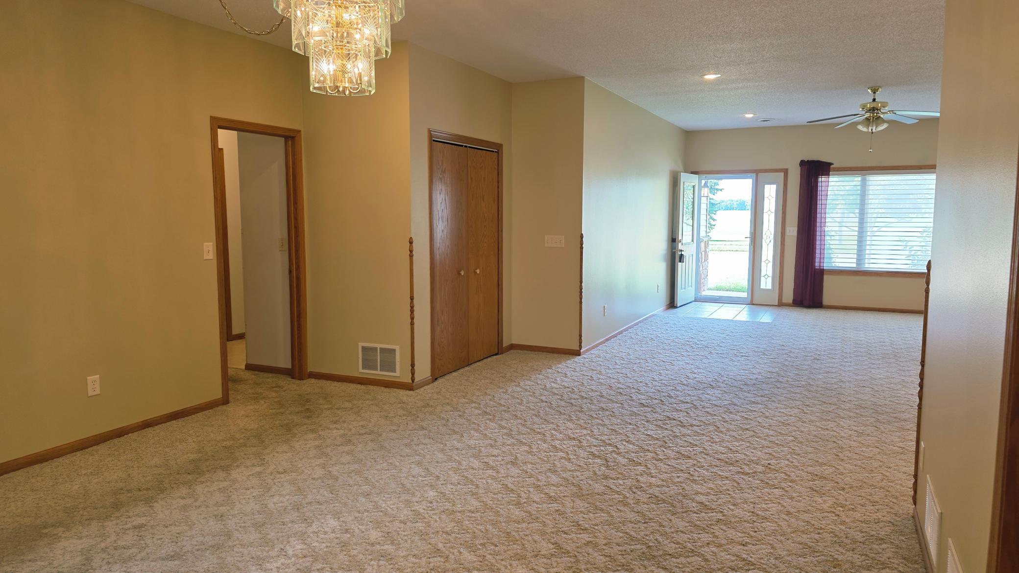 1106 Devito Street 6 Property Photo 4