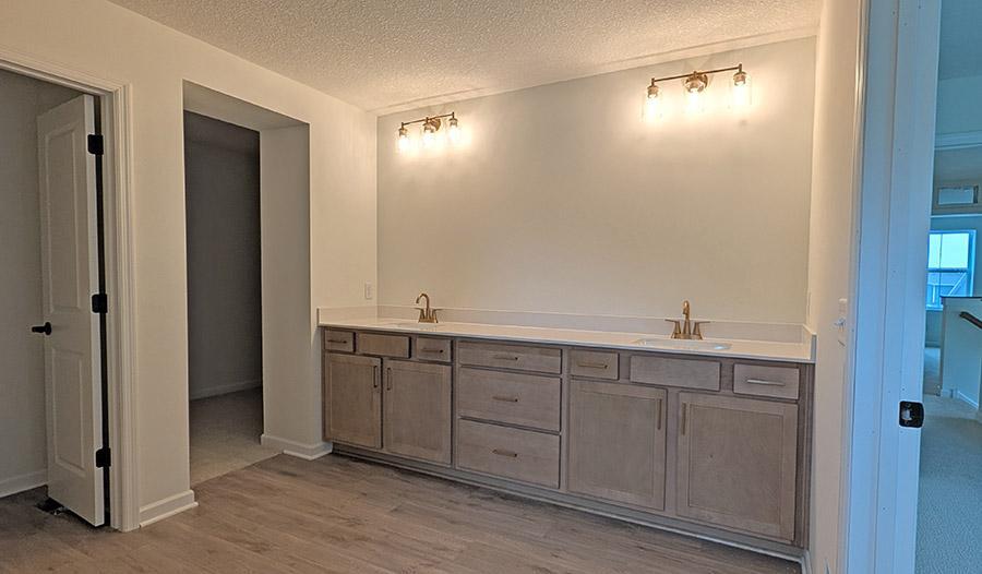 10557 Minnesota Lane N Property Photo 6