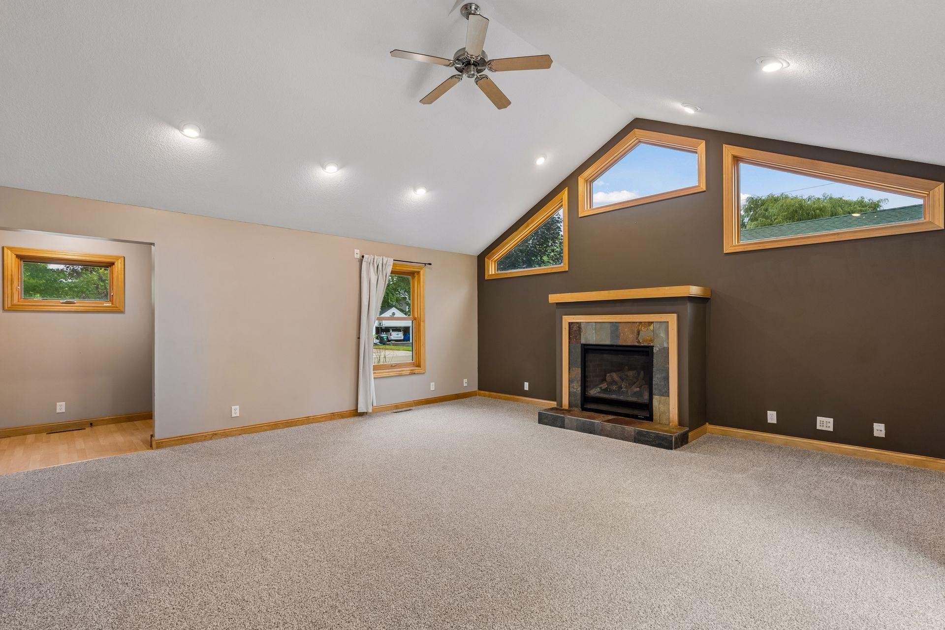6901 James Avenue S Property Photo 8