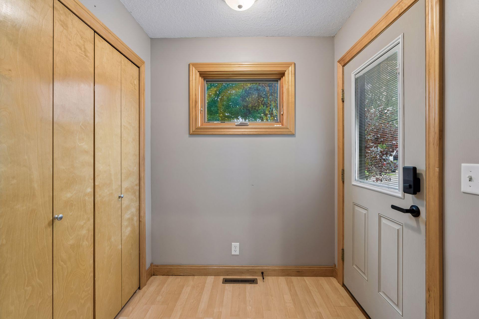 6901 James Avenue S Property Photo 13