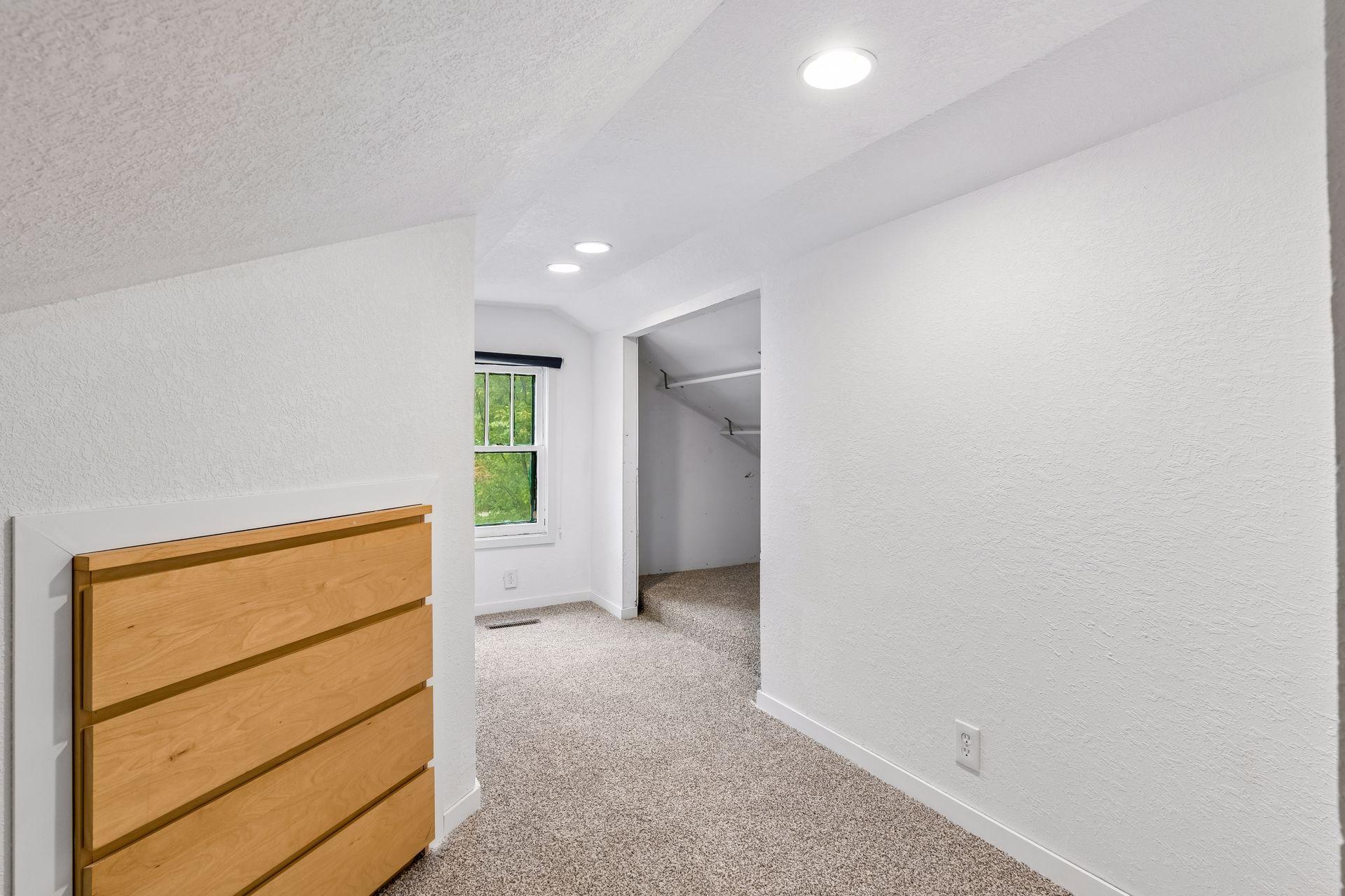 6901 James Avenue S Property Photo 23