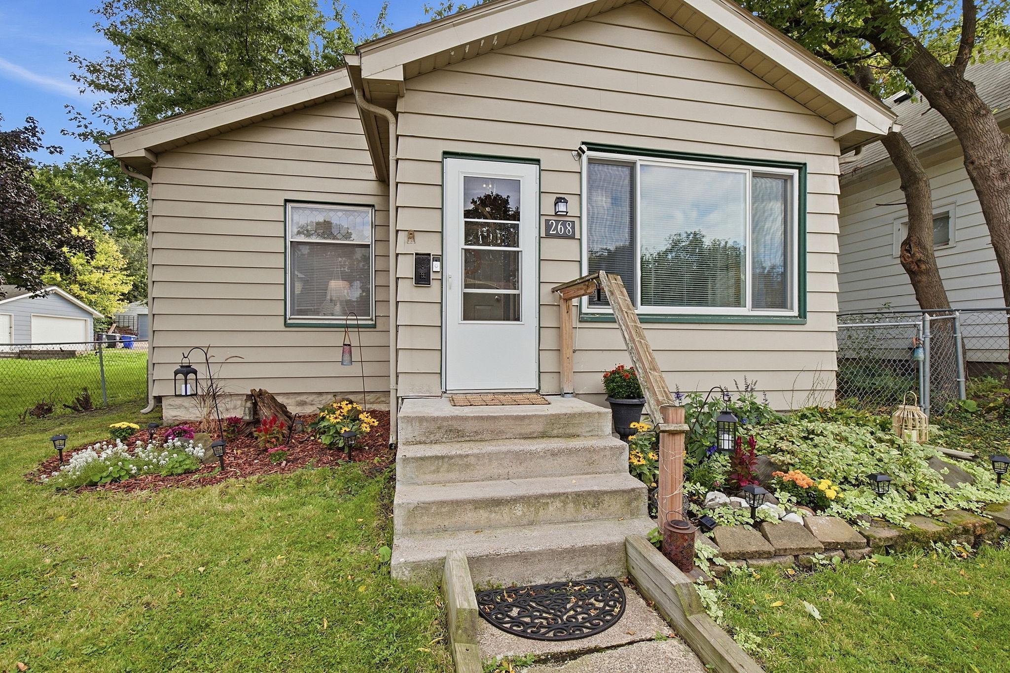 268 Sidney Street E Property Photo 2