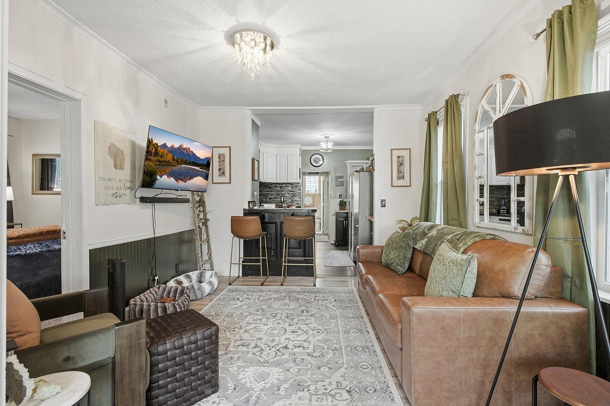 268 Sidney Street E Property Photo 7