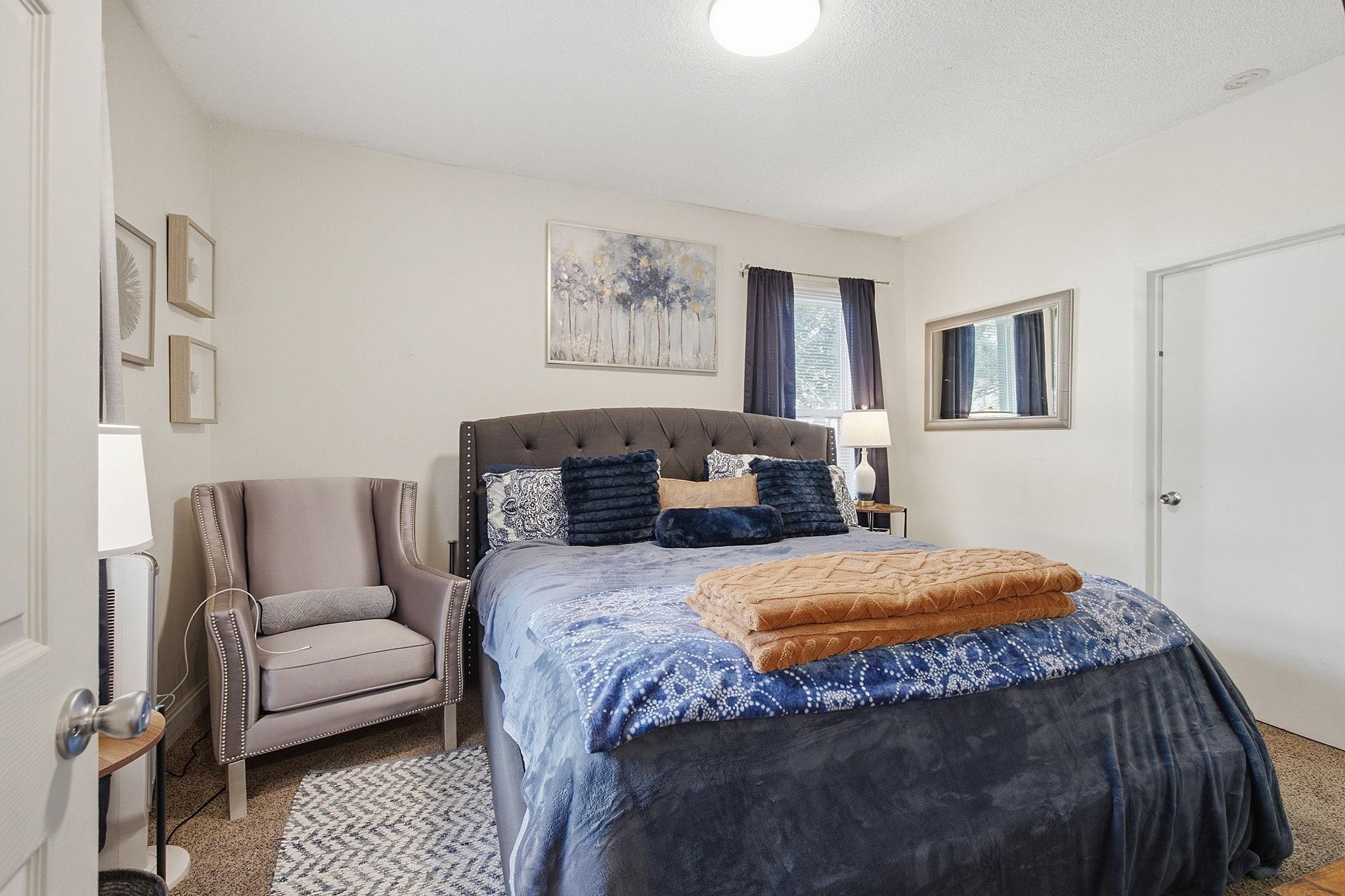 268 Sidney Street E Property Photo 10