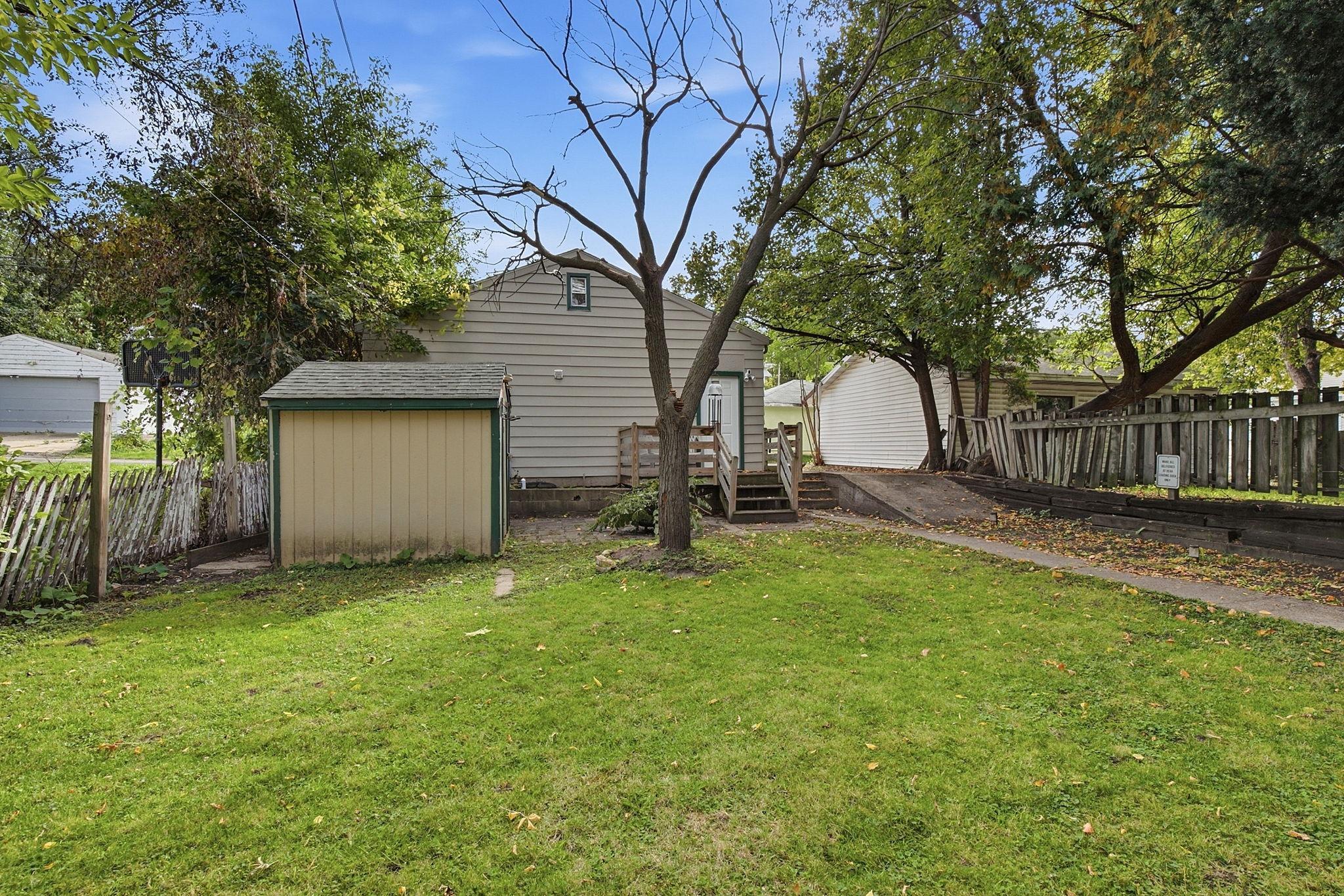 268 Sidney Street E Property Photo 14