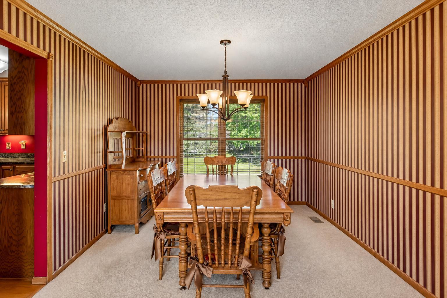 4161 Kingston Court Property Photo 6