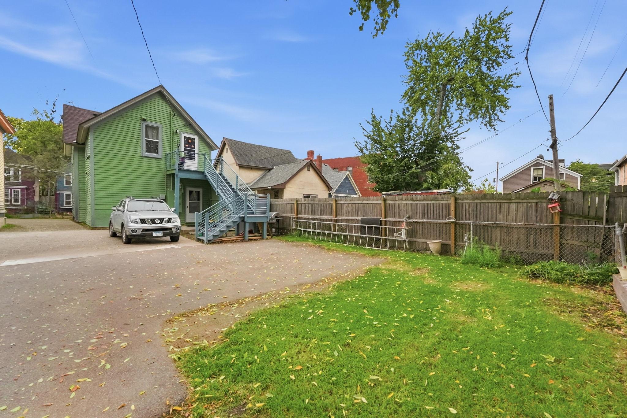 362 Maria Avenue Property Photo 6