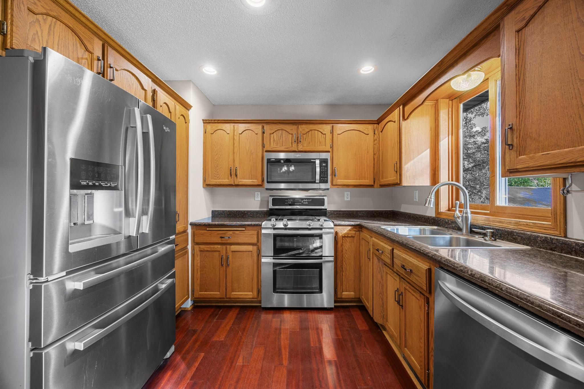 6943 350th Street Property Photo 1