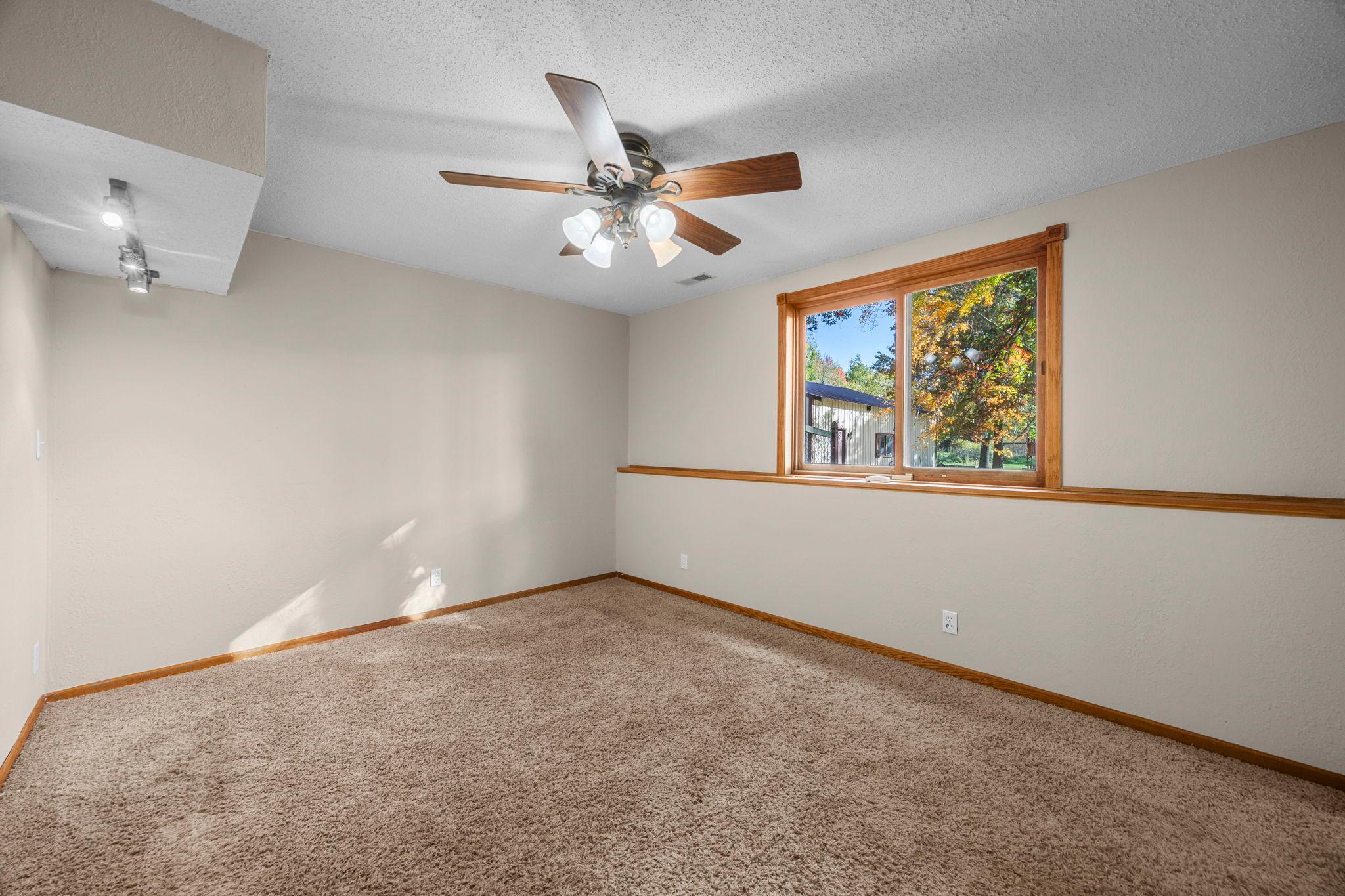 6943 350th Street Property Photo 42