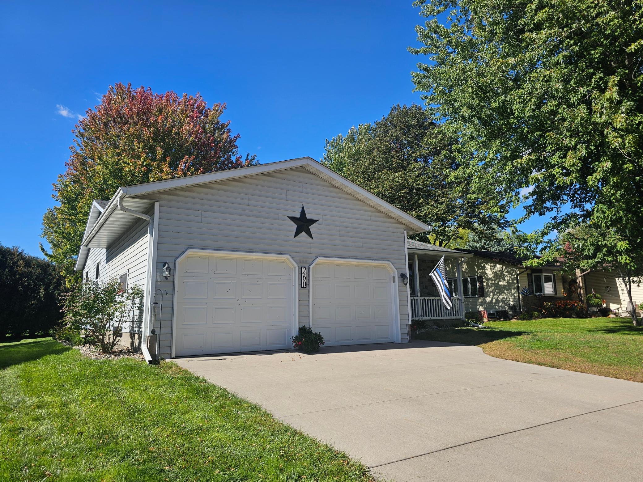 260 Westgate Drive Property Photo 2