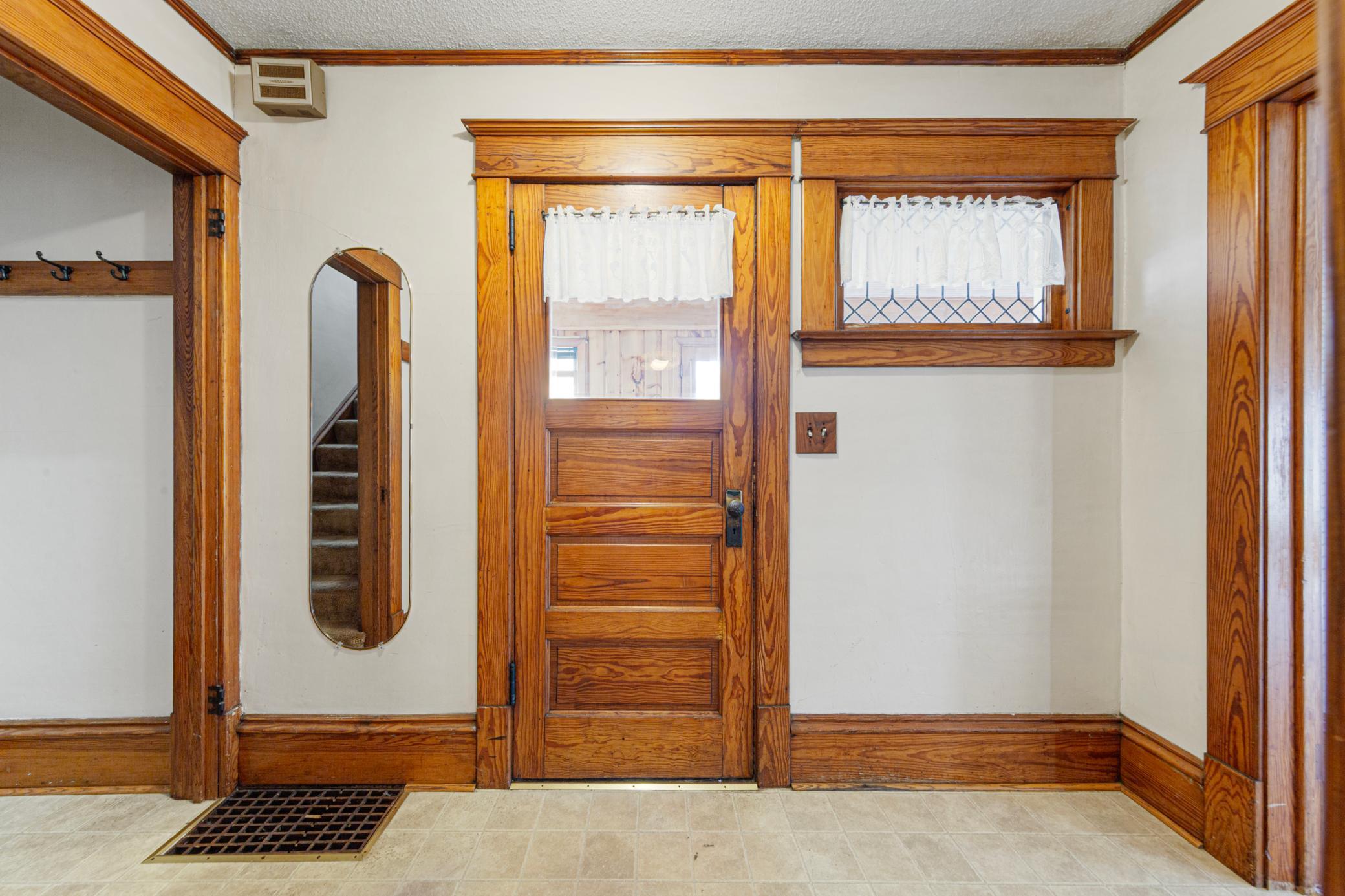 13 12th Street Nw Property Photo 5