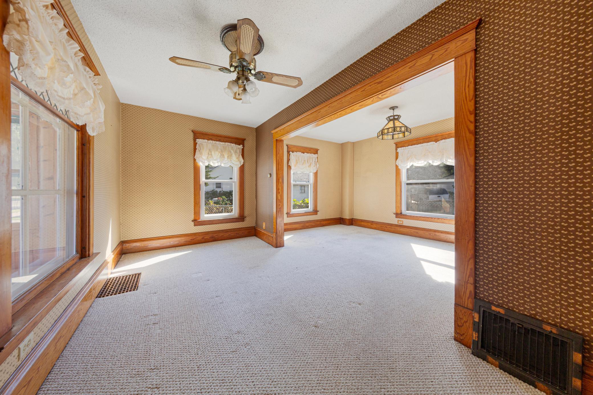 13 12th Street Nw Property Photo 6