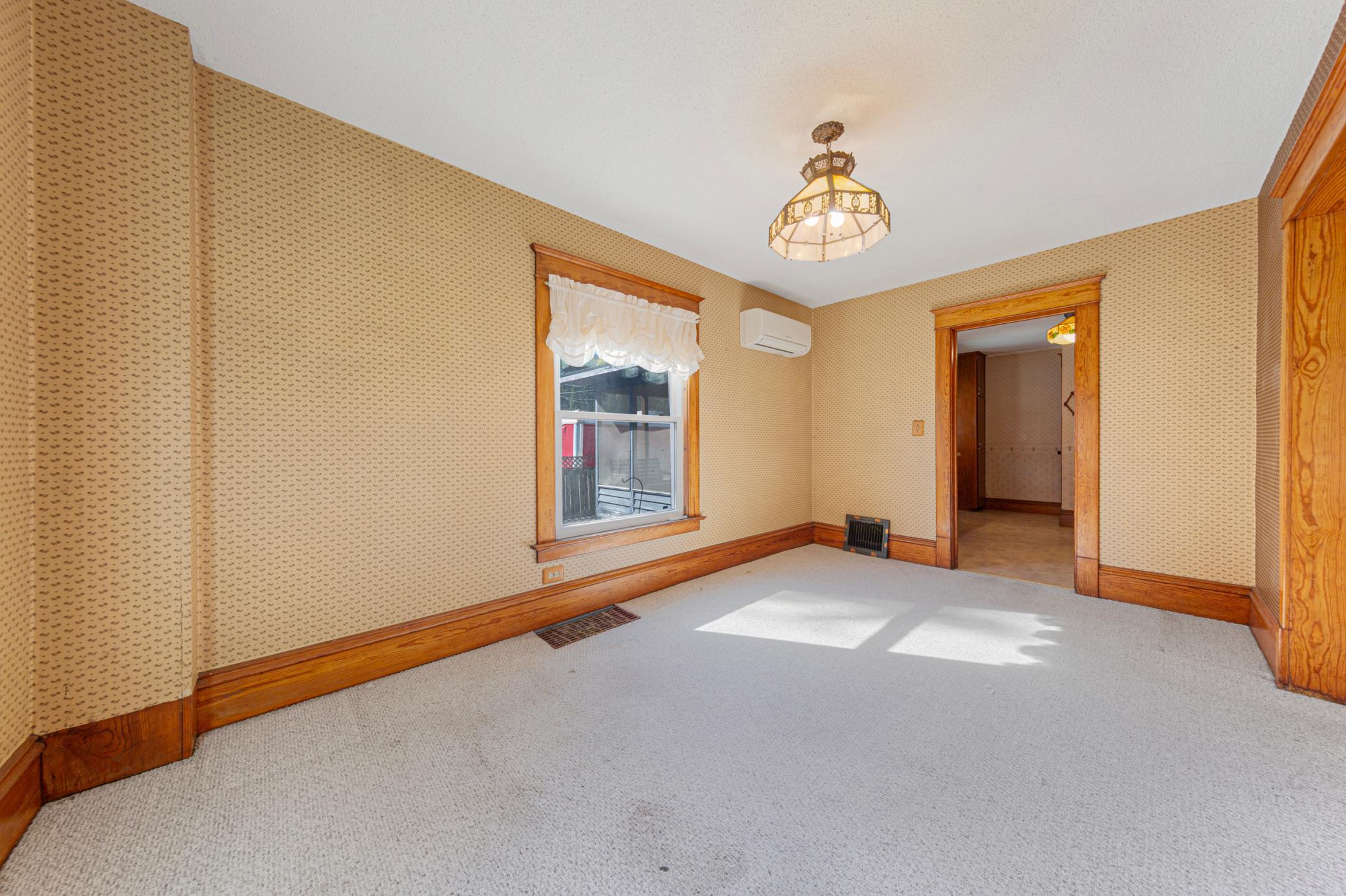 13 12th Street Nw Property Photo 10