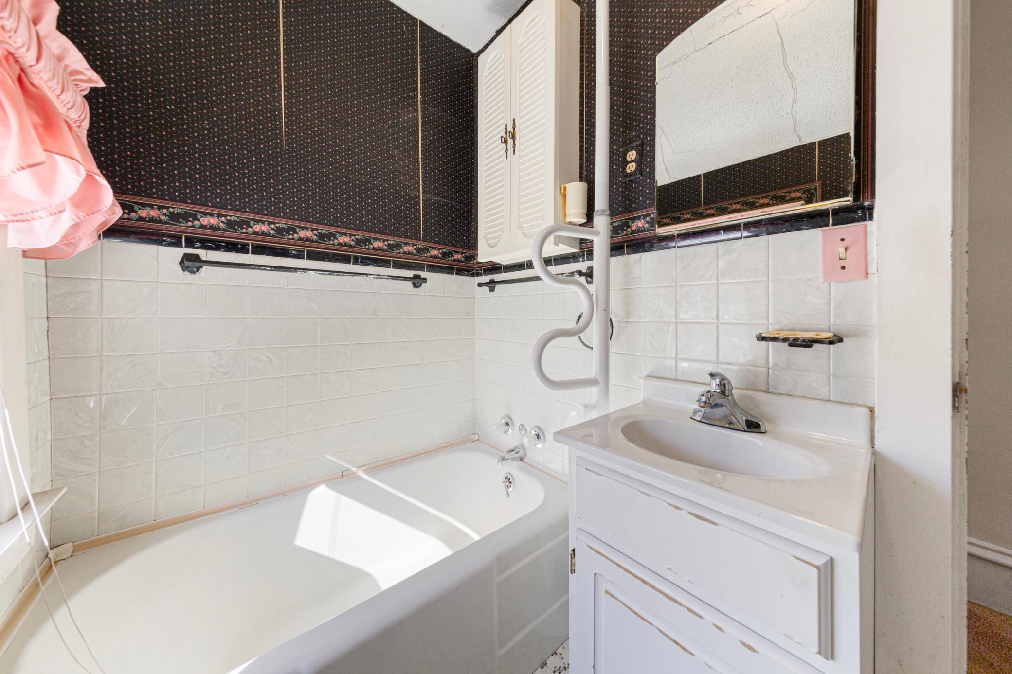 13 12th Street Nw Property Photo 17