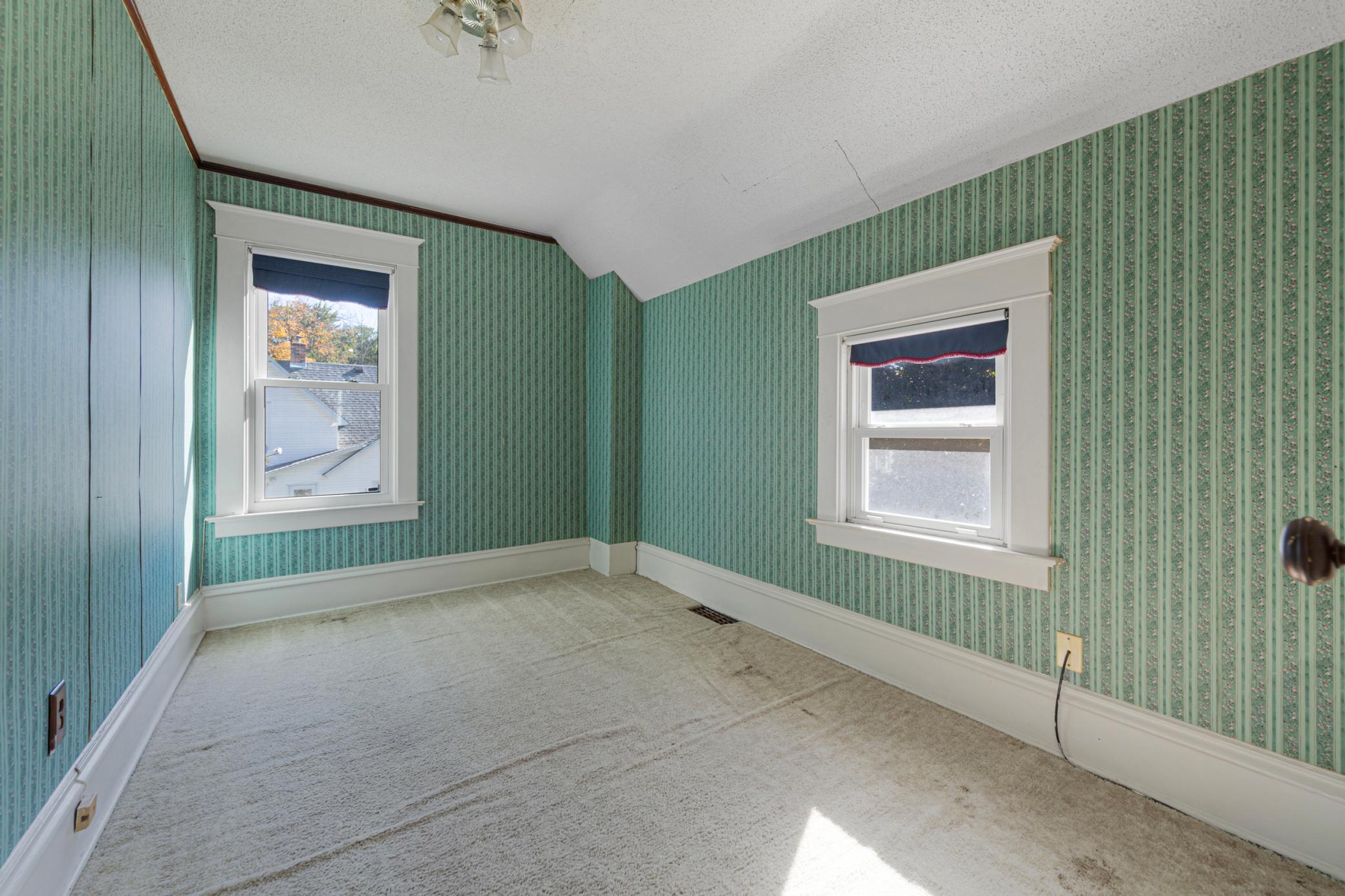 13 12th Street Nw Property Photo 20