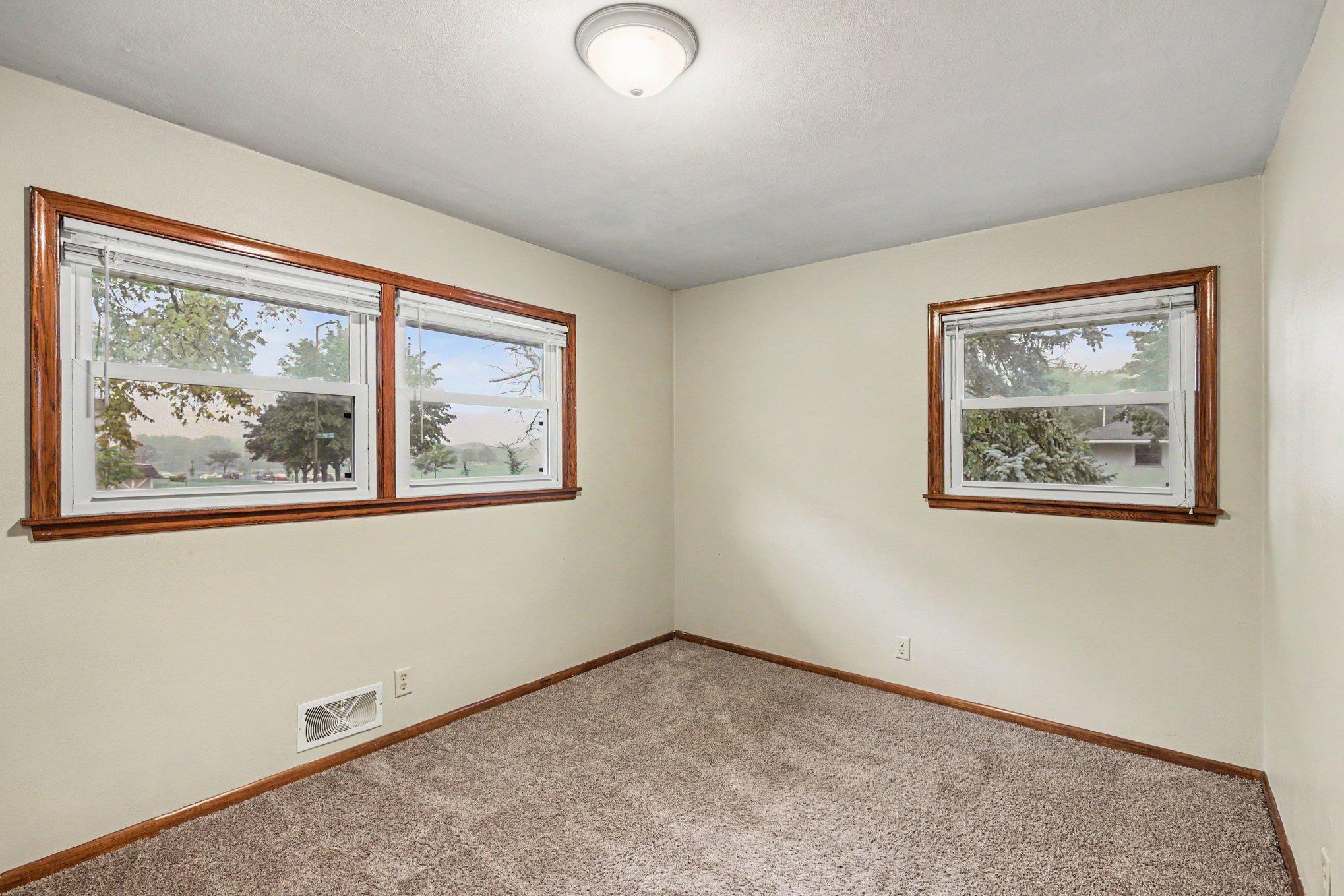 2147 Burns Avenue Property Photo 4