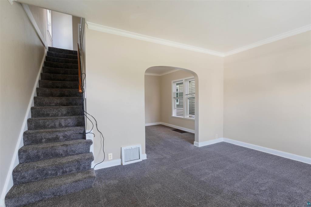 1612 Baxter Avenue Property Photo 4