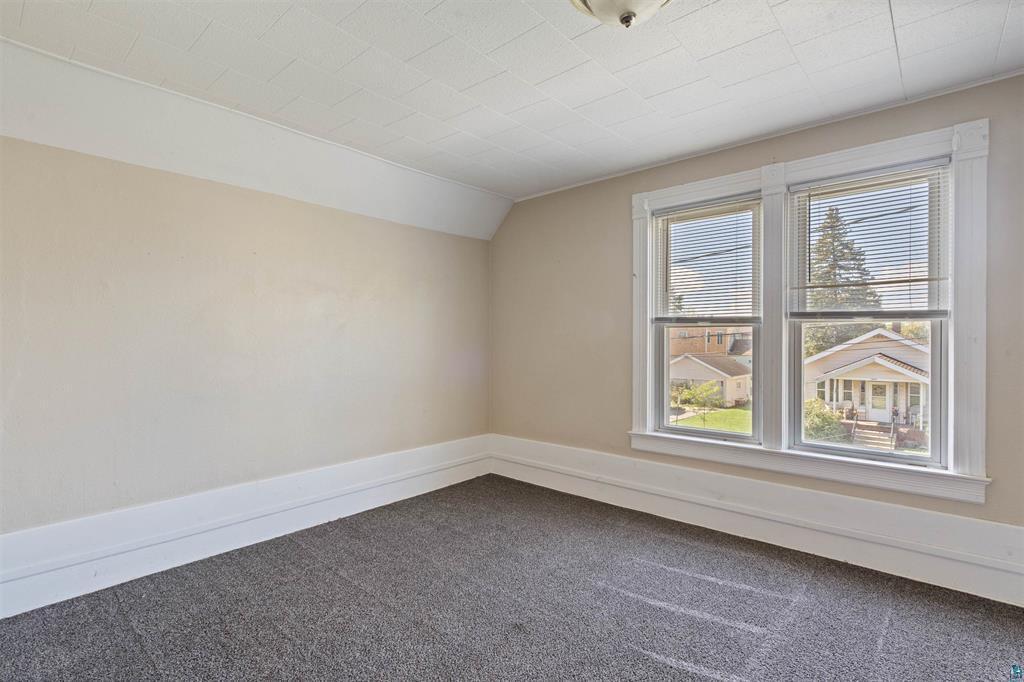 1612 Baxter Avenue Property Photo 10