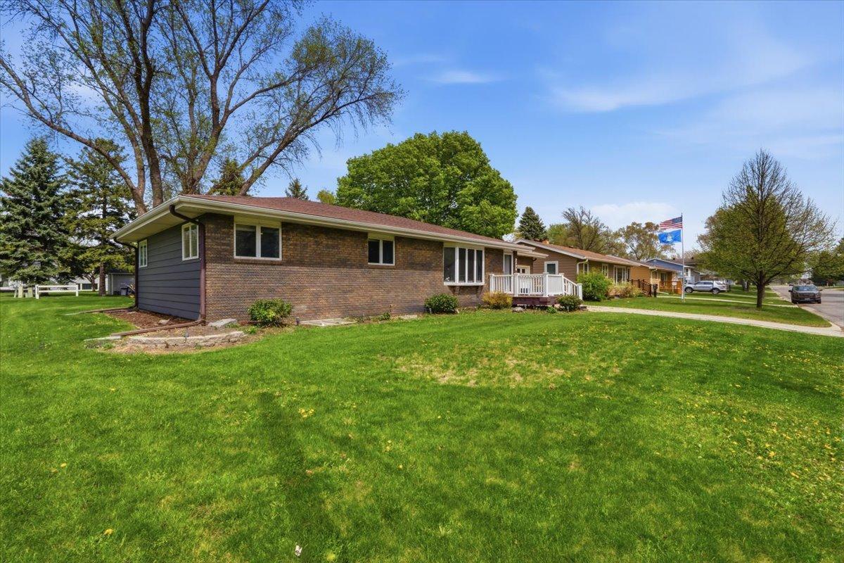 248 Wegener Drive Property Photo 3