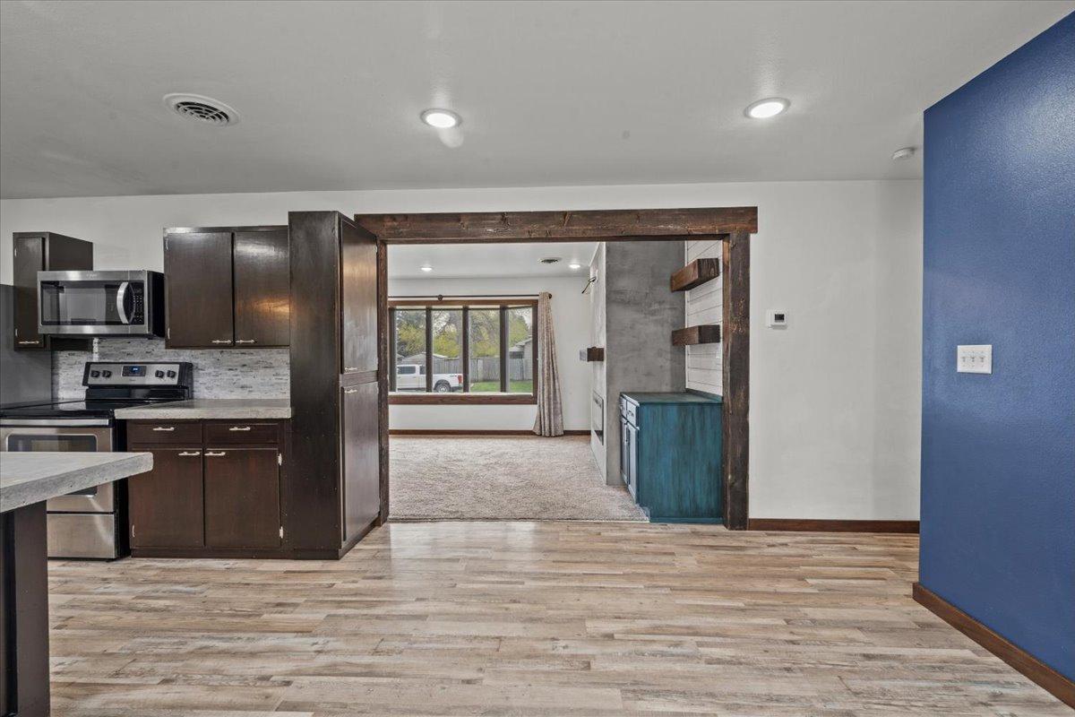 248 Wegener Drive Property Photo 16