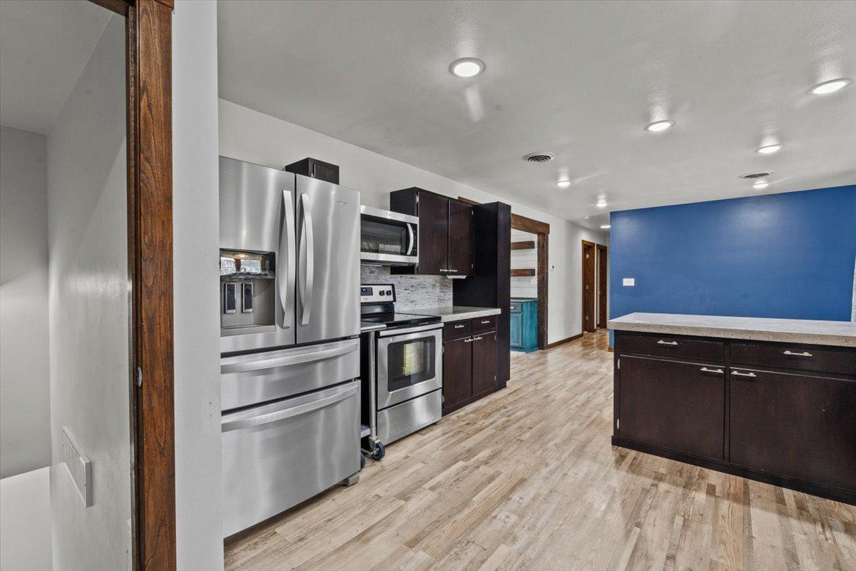248 Wegener Drive Property Photo 20