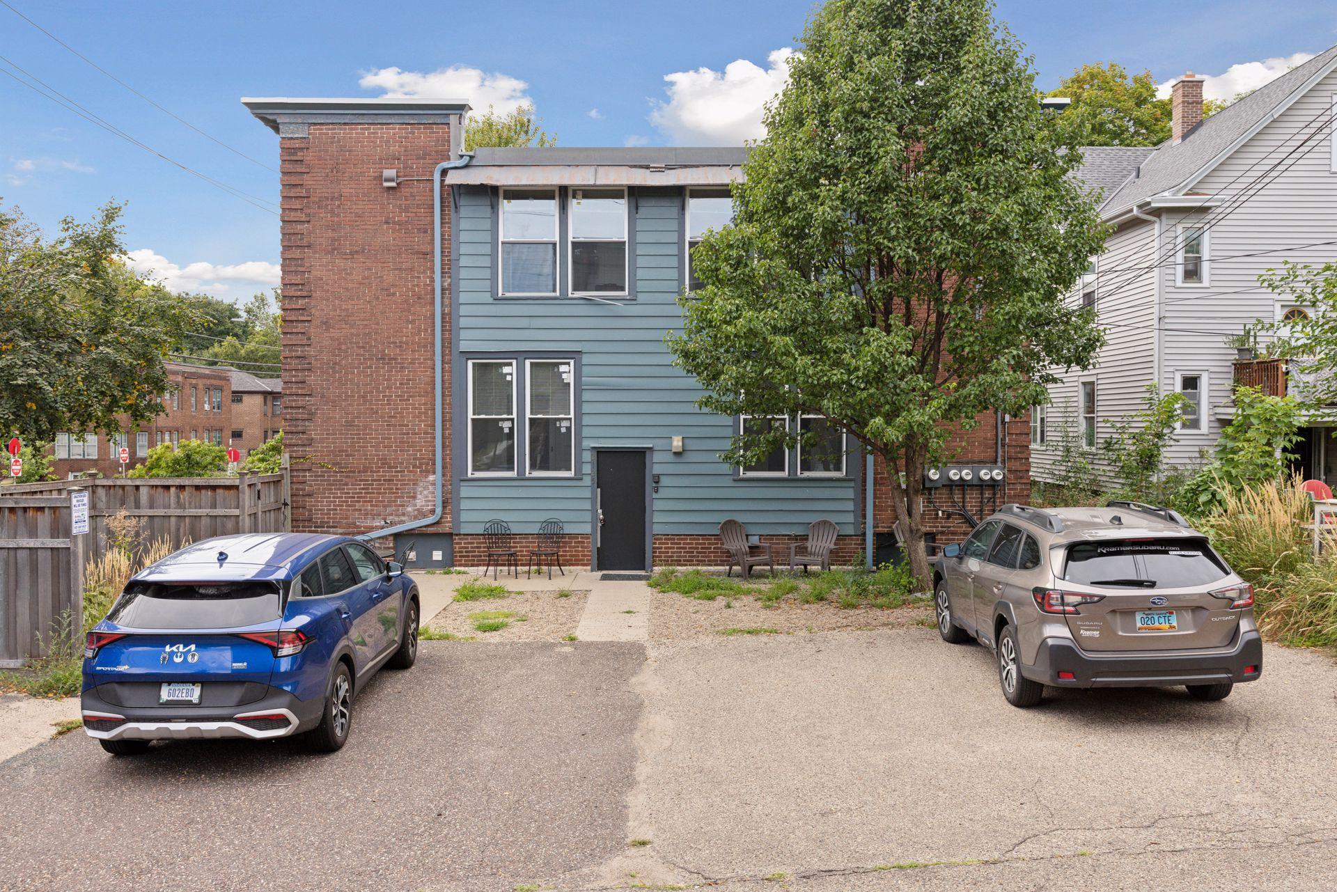 2125 Harriet Avenue Property Photo 6
