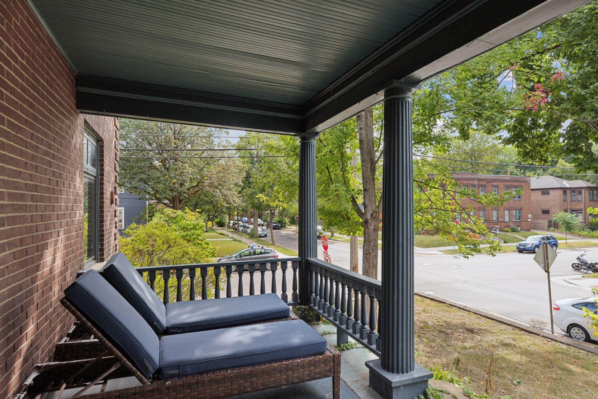 2125 Harriet Avenue Property Photo 10