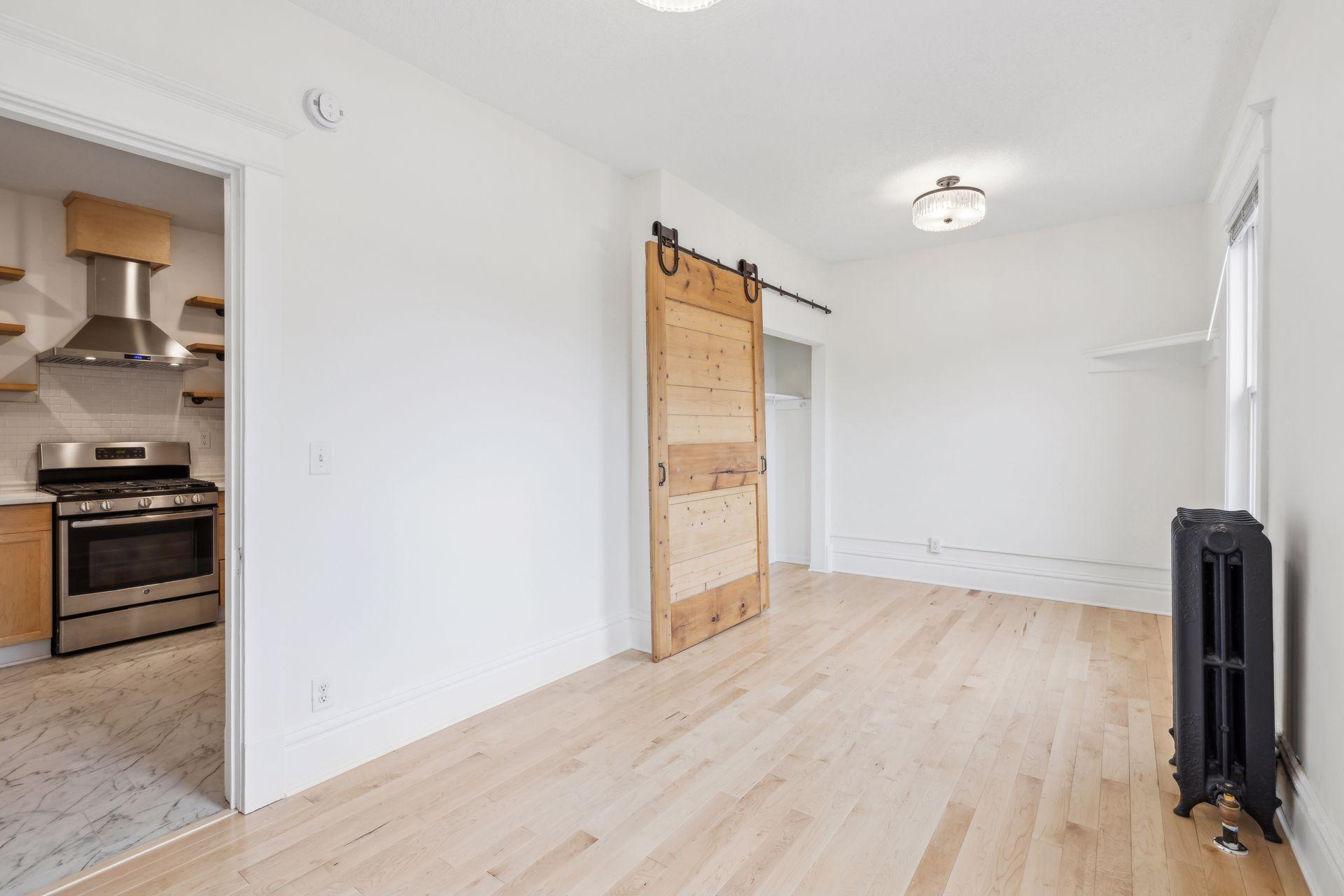 2125 Harriet Avenue Property Photo 36