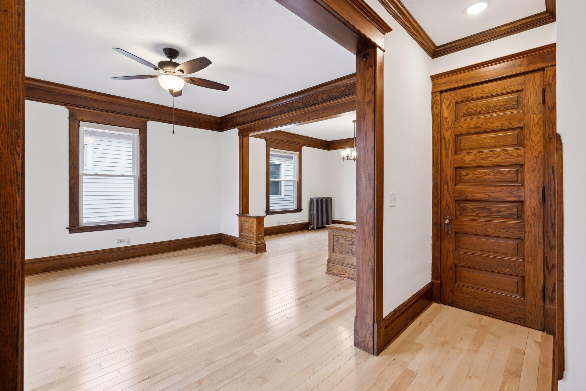 2125 Harriet Avenue Property Photo 46