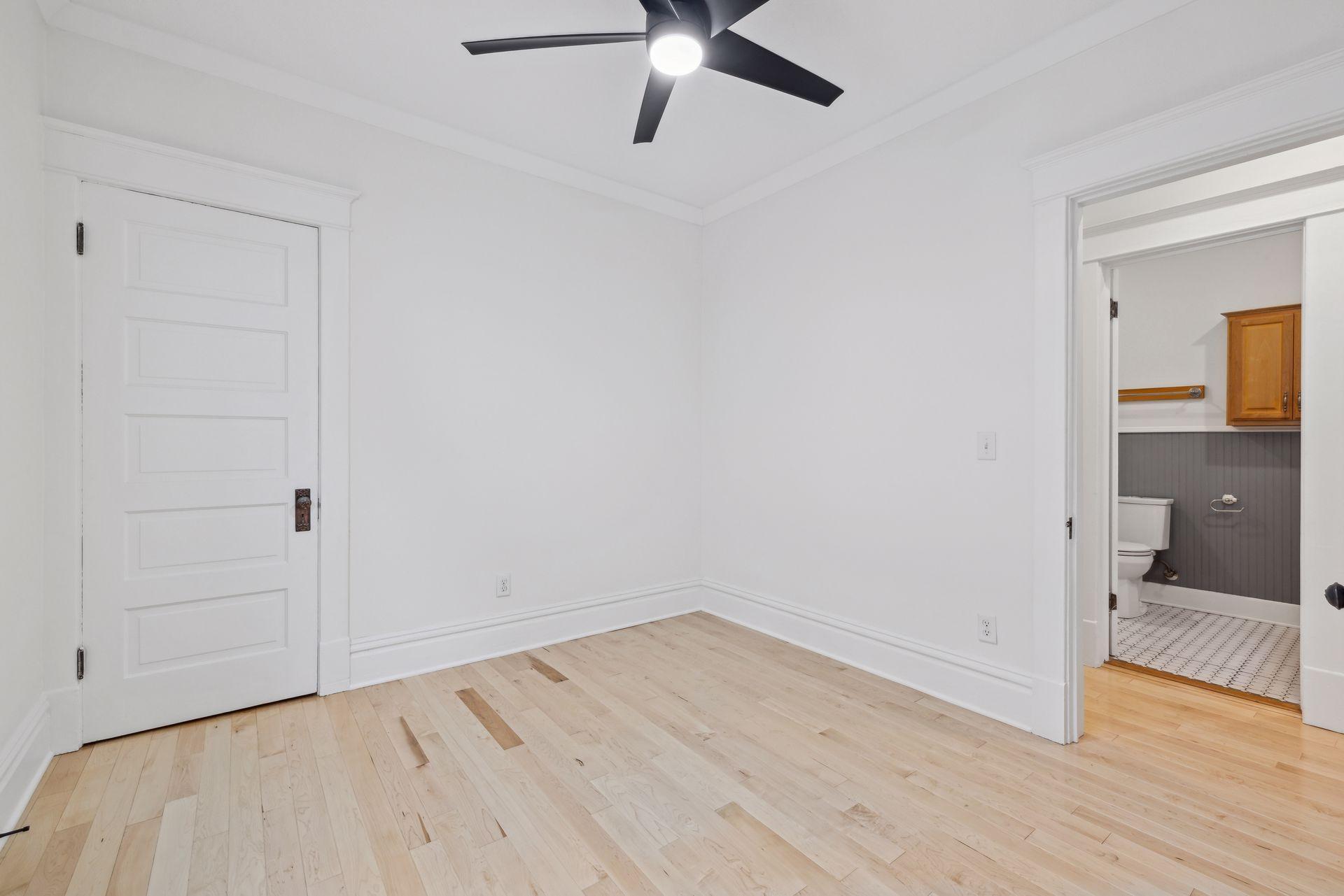 2125 Harriet Avenue Property Photo 51