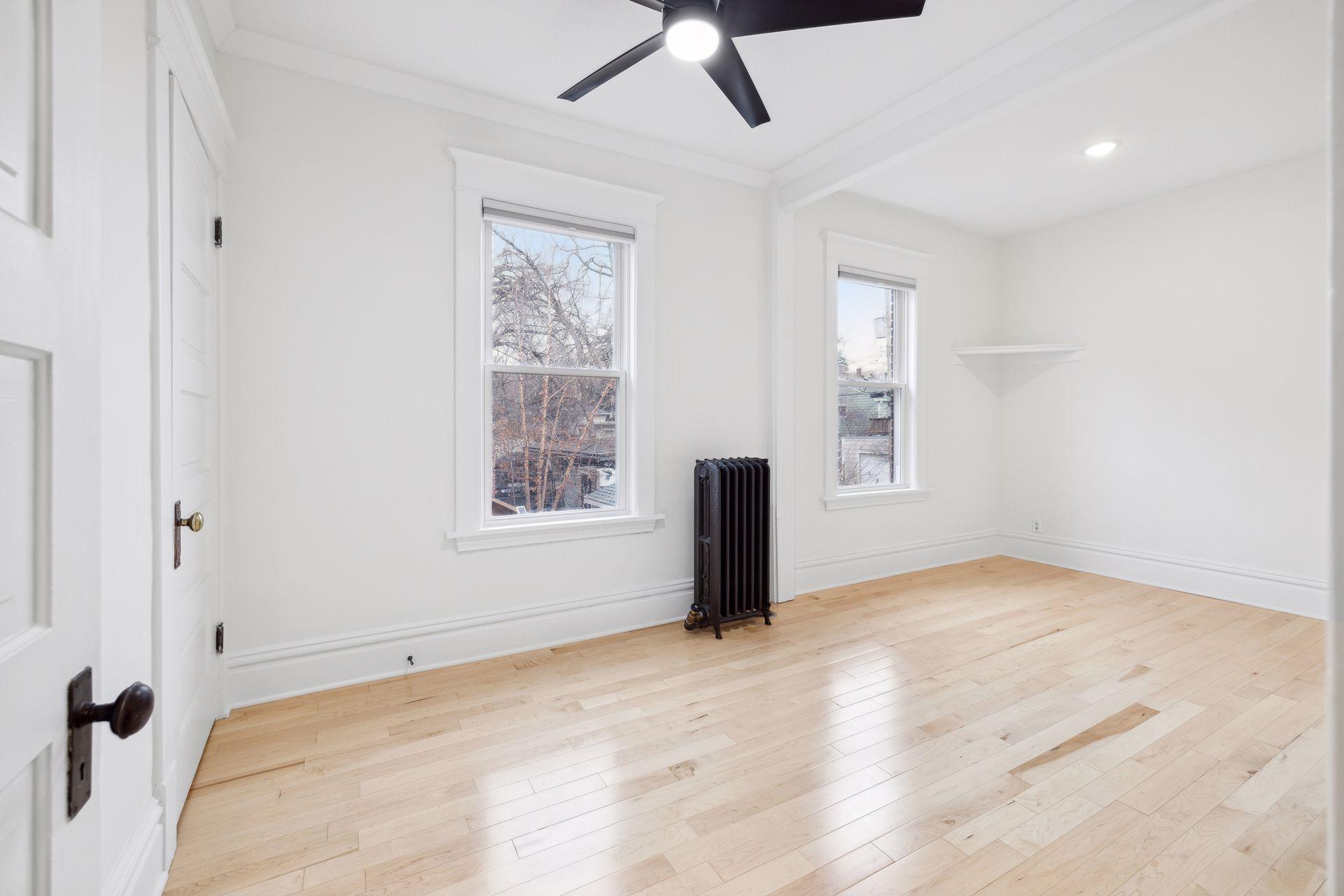 2125 Harriet Avenue Property Photo 55